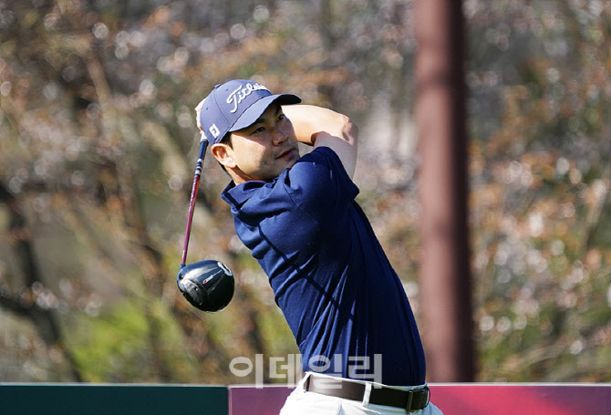 [포토] 이준석, 파워 드라이버샷