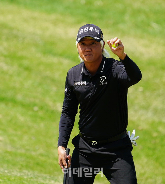 [포토] 허인회, 응원에 보답하겠습니다