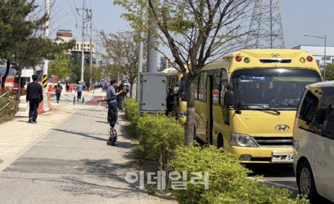 상가·아파트 속속 건설…골목상권도 구석구석 '하이닉스 효과'[르포]
