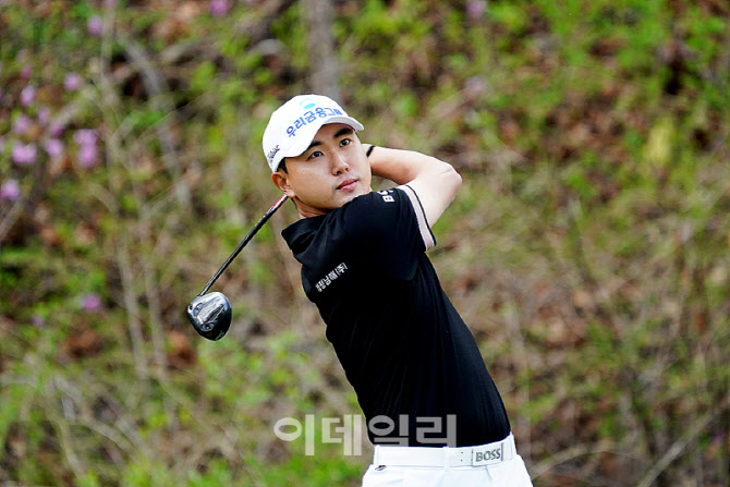 [포토] 조우영, 호쾌하게 날린 티샷