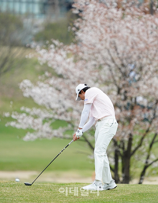 [포토] 김성현, 강한 임팩트로