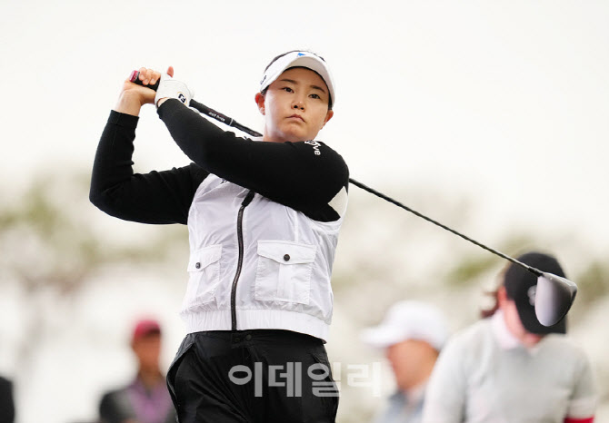 [포토]임희정,스윙 연습중
