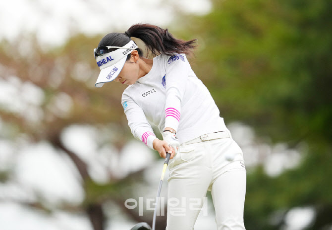 [포토]이예원,정확도 높은 임팩트