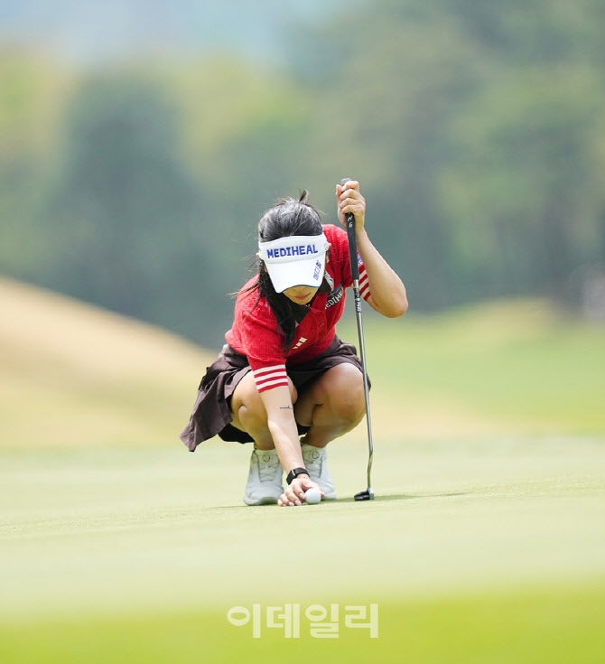 [포토]홍예은,라인에 집중한다