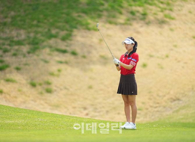 [포토]홍예은,버디위해 핀을 정조준