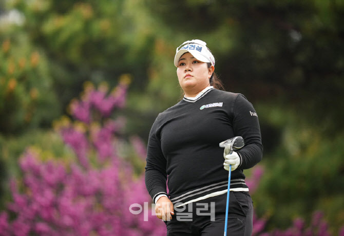 [포토]송은아,타구 방향 괜찮다
