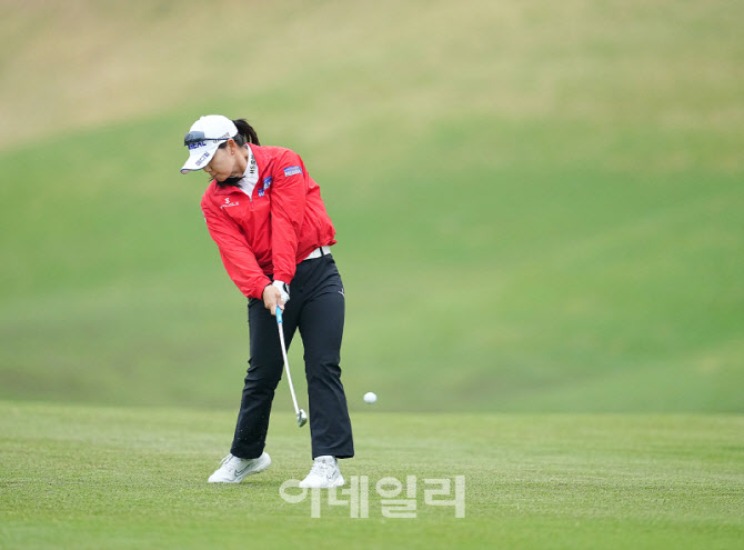[포토]이다연,무리없는 아이언 임팩트