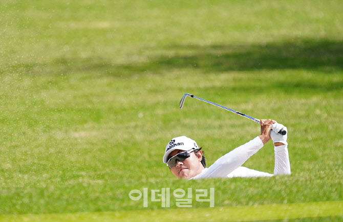 [포토] 김성현의 페어웨이 벙커샷