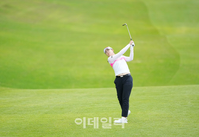 [포토]김가희,핀 옆에 붙어라