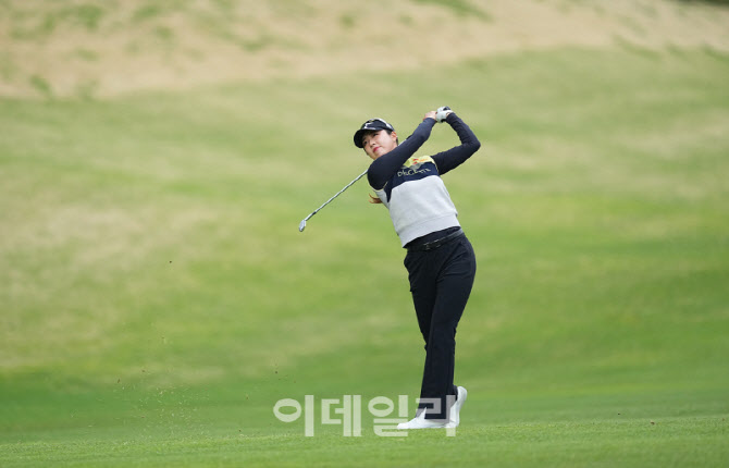 [포토]김재희,핀 하이로 붙어라
