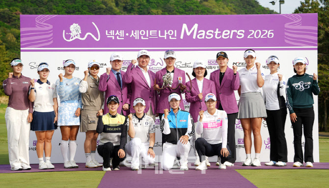 [포토]김민선,우승의 기쁨은 동료들과 함께