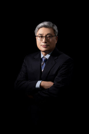 디스플레이기술위원회 의장에 이창희 삼성D 부사장…中독주 깼다