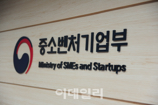지역 중소기업, 인력난 숨통 트인다…중기부 ‘기술인력 채용’ 바우처 시범 도입
