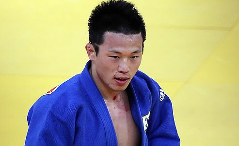 '미성년자 제자 성폭행' 전 유도 국가대표 왕기춘, 만기 출소 임박