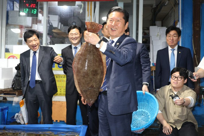 정청래 '재보선 꼼수 없다'…與 시도지사 후보 29일 일괄 의원직 사퇴