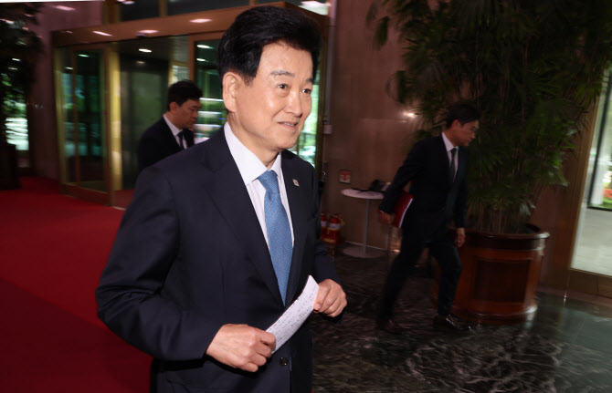 "北 구성 언급이 왜 문제?"…정동영, '정보유출' 논란 정면 반박