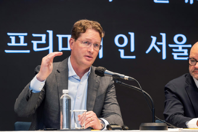 벤츠 회장 "삼성SDI 첫 계약…韓 배터리 파트너십 확대"