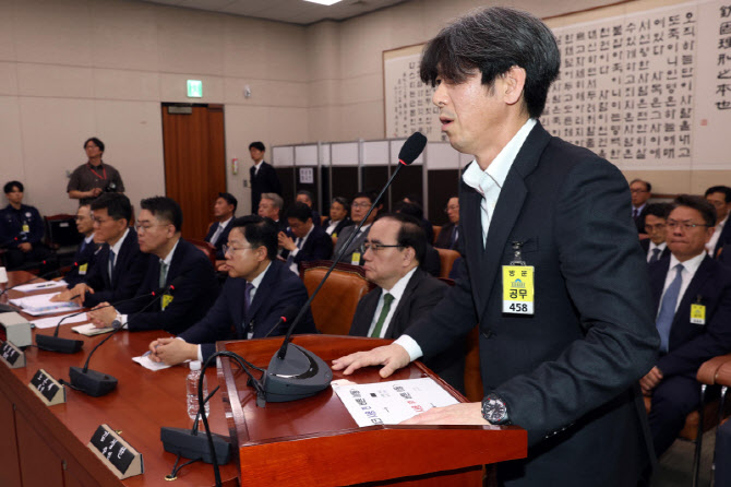 [포토]'답변하는 남욱 변호사'
