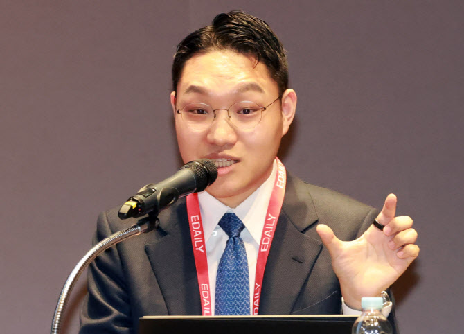 [포토]2026 이데일리 디지털 자산포럼에사 발표하는 김호진 해시드오픈파이낸스 대표