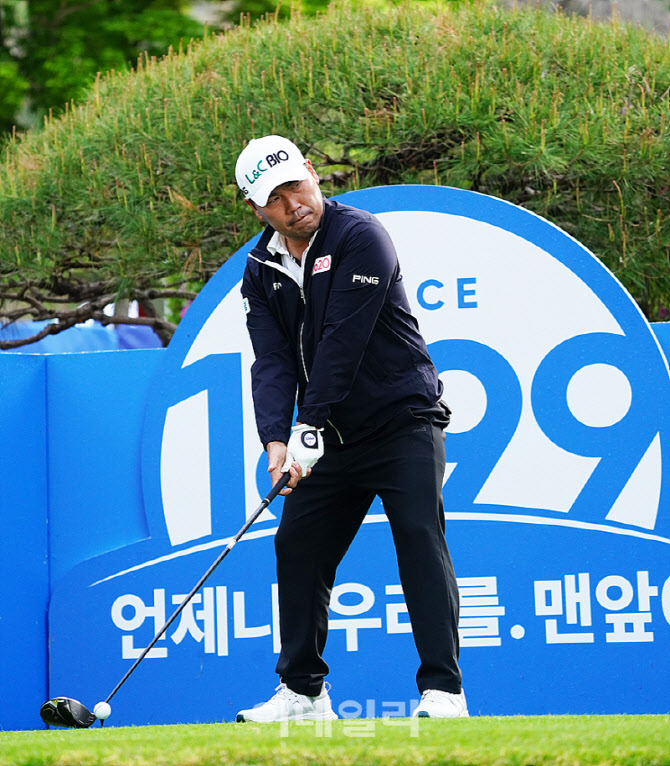 [포토] 이대한, 침착하게 준비한다