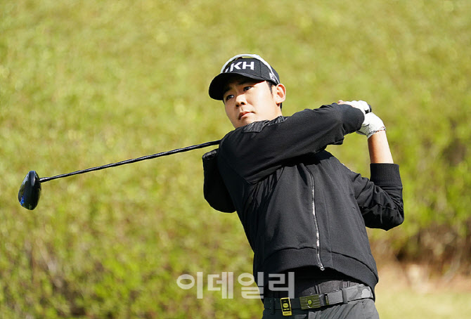 [포토] 심현준, 호쾌한 티샷