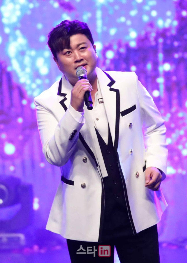 50억 원 추산? 복역 중인 김호중 소속사 지분 가치 논란