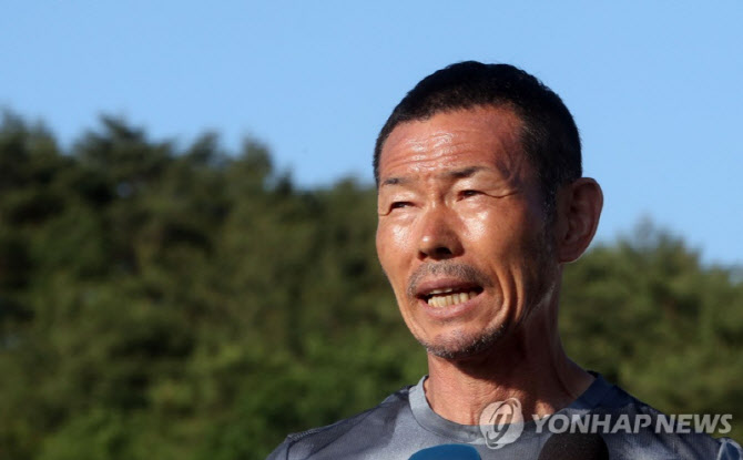 손흥민 父, 전 에이전트 '사기 혐의' 철저 수사 촉구