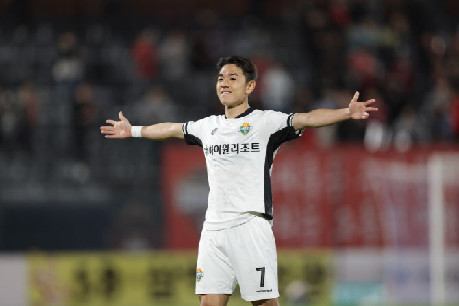 '2골 1도움' 강원 김대원, K리그1 9R MVP