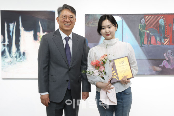 [포토]청년작가로 선정된 김여진