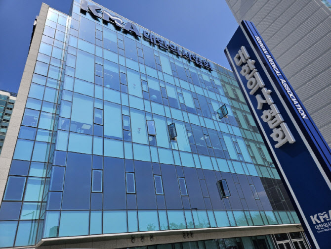 통합돌봄 확대 위해… 물리치료사 단독 업무 허용 추진