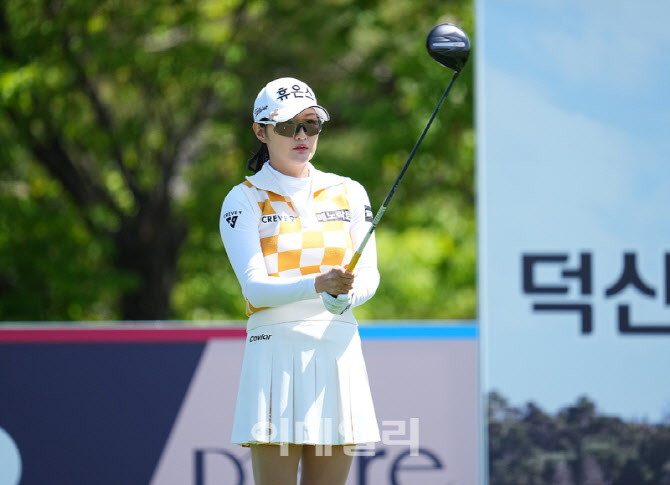 [포토]정수빈,조준은 페어웨이