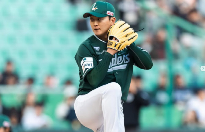 김건우 호투-최정 멀티홈런...SSG, KT 완파하고 4연승