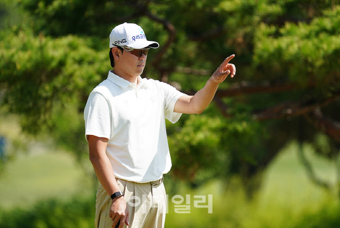 [포토] 이정환, 신중하게