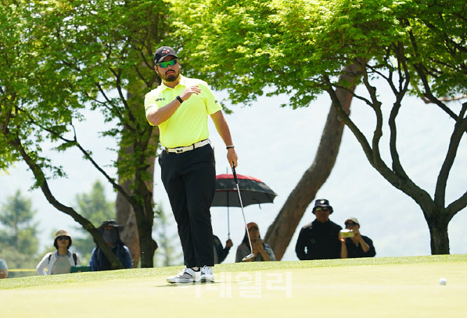 [포토] 정찬민, 좀 더 가야해