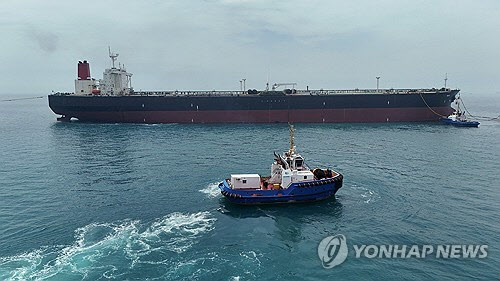 호르무즈 봉쇄 속 이라크 바스라에 유조선 두 번째 입항