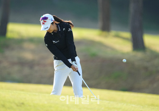 [포토]김재희,러프에서 부드러운 임팩