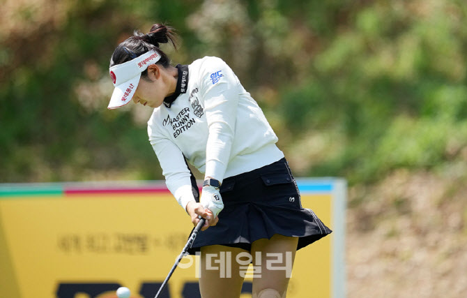 [포토]유현조,강력한 티샷 임팩트