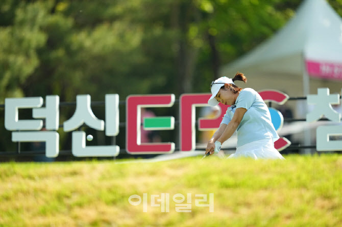 [포토]최민경,있는 힘을 다하여
