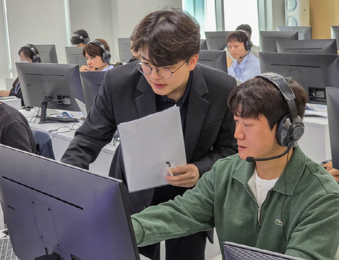 "삼성맨 되실 분?"…올해도 공채 문 활짝 연 JY