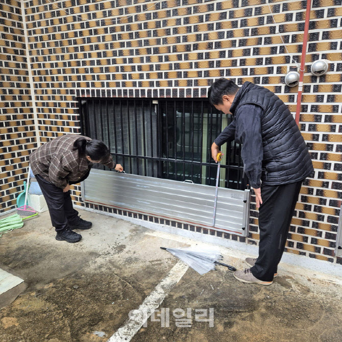 [포토] 양천구, 침수 방지시설 우기 전 설치 완료