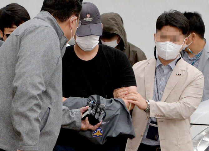 “50일 기념 선물이라더니”…한밤중 흉기 공격, ‘보험금 노린 20대들’ [그해 오늘]