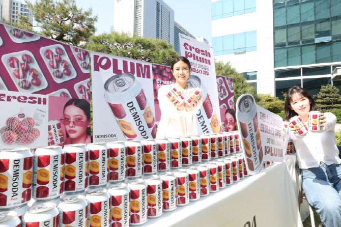 [포토]동아오츠카, 데미소다 자두 출시