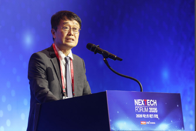 [포토]개회사하는 이익원 이데일리 대표이사