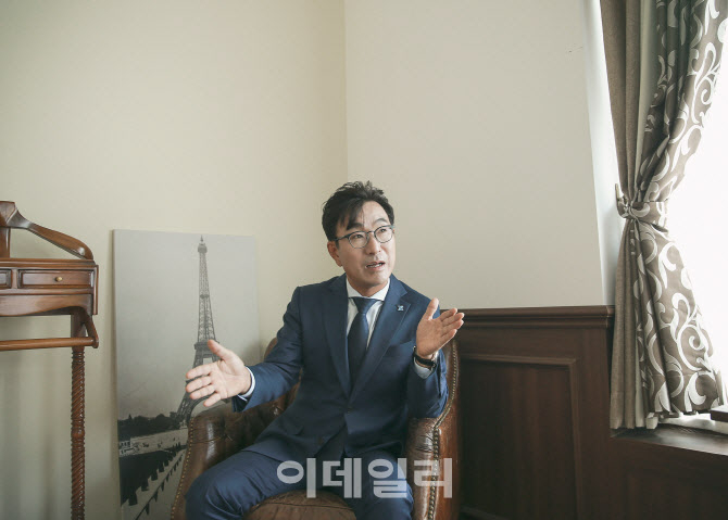 “50% 시장인데 스킨부스터는 0”…김재영 제테마 회장 “美 물광주사, 선점 아닌 정의의 문제”