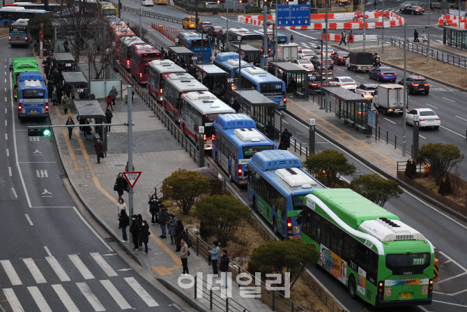 동아운수 통상임금 대법 판결…서울시·버스회사 재정부담 가중 현실화