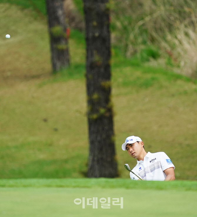 [포토] 조우영의 어프로치