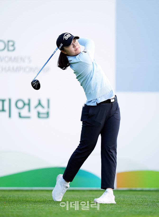 [포토]김가희,오차없는 첫 티샷 공략
