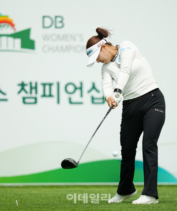 [포토]김리안,통증에도 강한 임팩트
