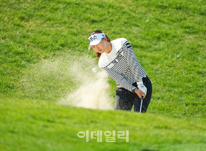 [포토]김지영,노련한 벙커샷