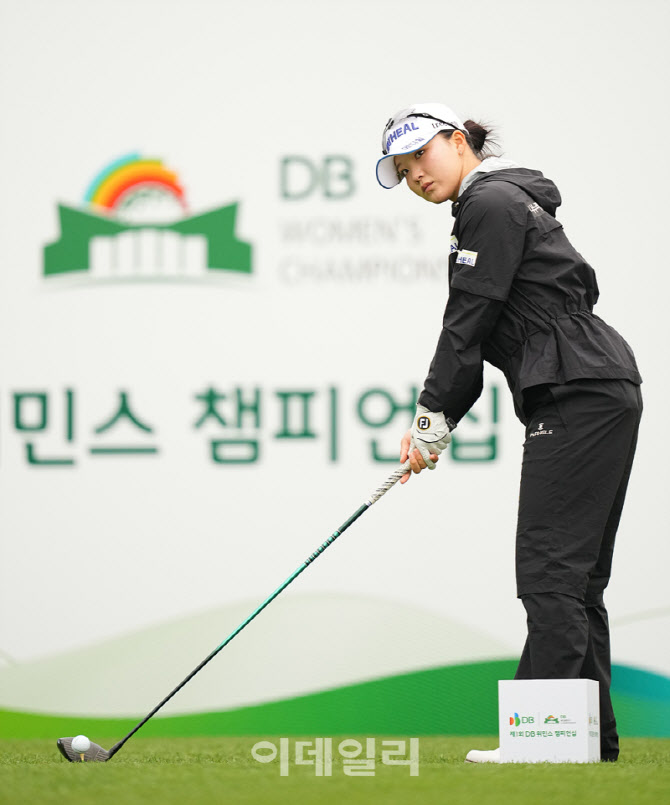 [포토]정지효,공략 방향을 본다